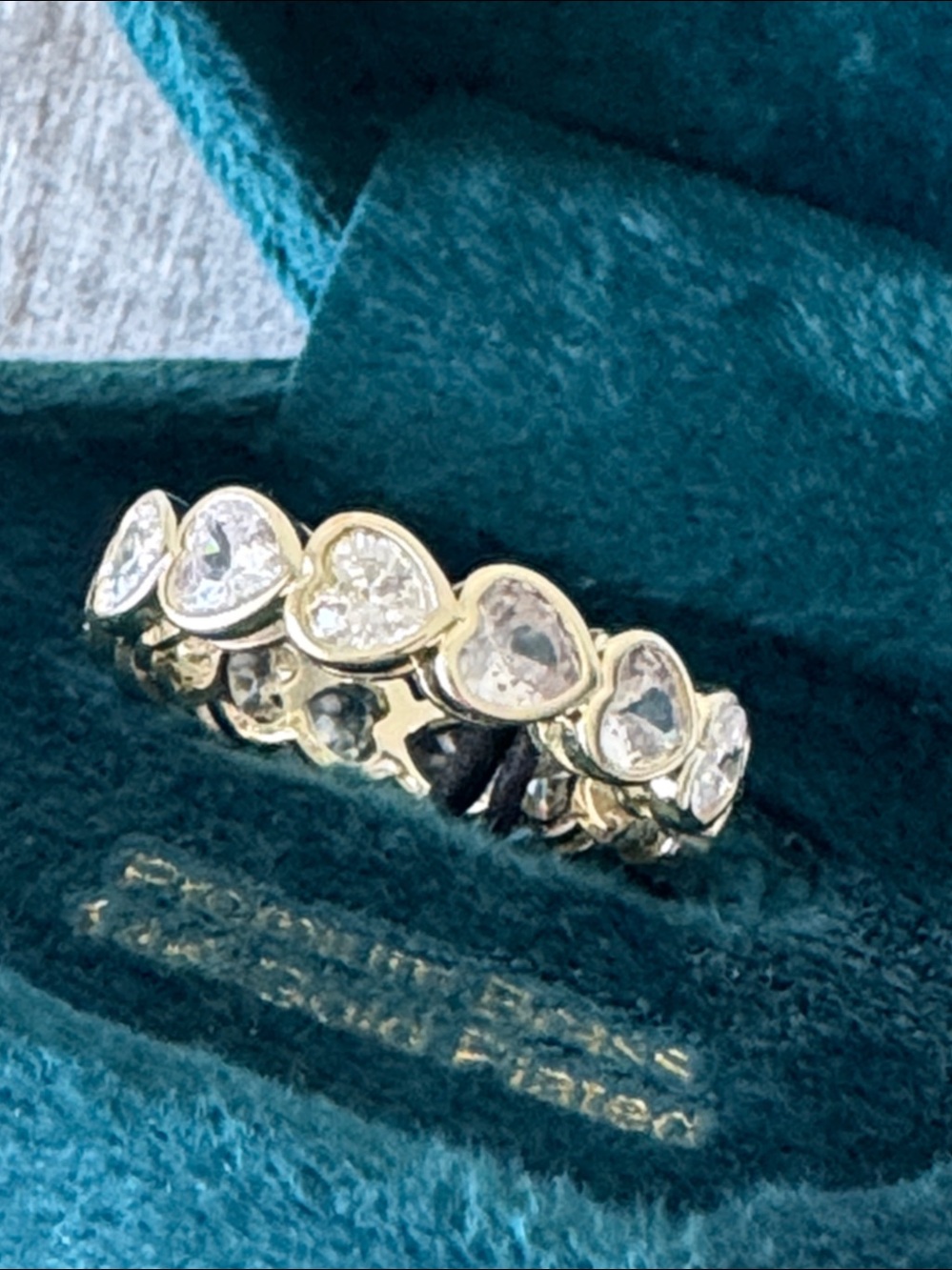 Neo Relique Demi Fine Gold Plated Premium Brass CZ Hearts Ring Sz.7